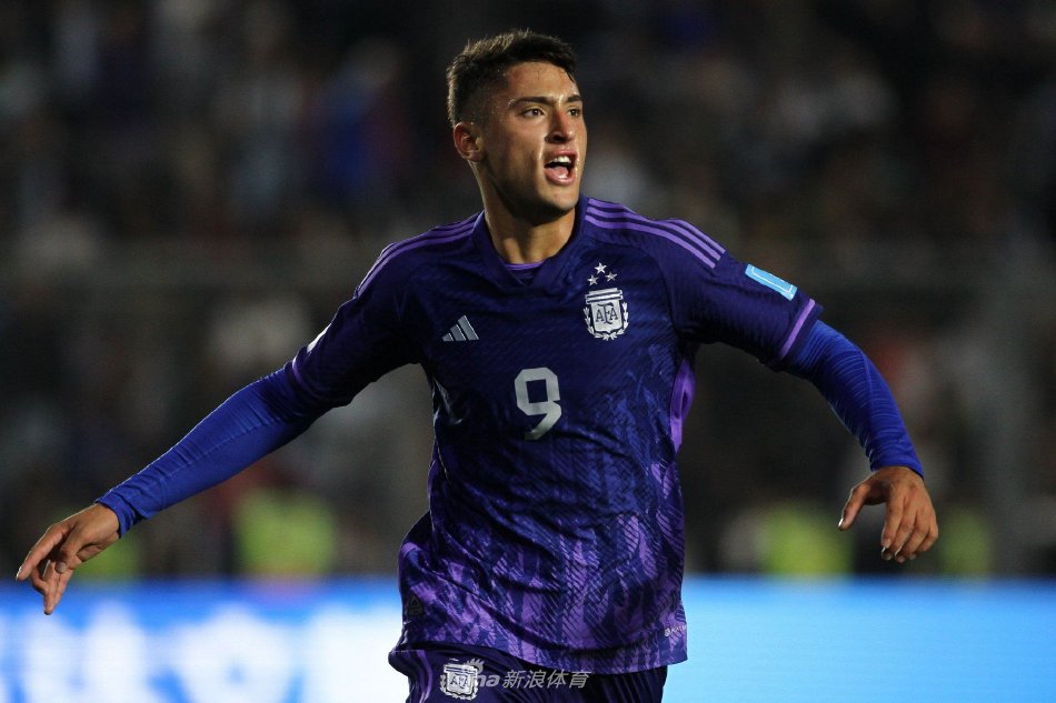 在半场结束 在半场结束